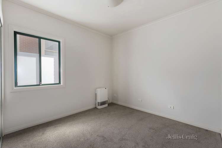 Fifth view of Homely unit listing, 6/13 Oxford Street, Box Hill VIC 3128