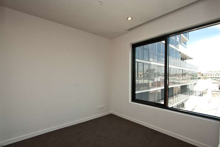 Fifth view of Homely apartment listing, 321/253 Bridge Road, Richmond VIC 3121