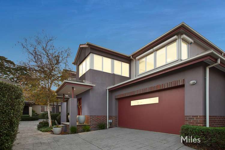 Main view of Homely townhouse listing, 2/2 Noel Street, Ivanhoe VIC 3079