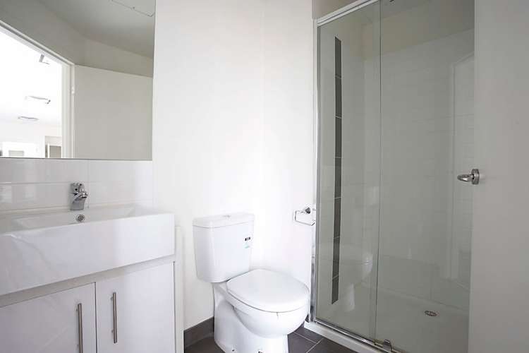 Fifth view of Homely unit listing, 13/107 Riversdale Road, Hawthorn VIC 3122
