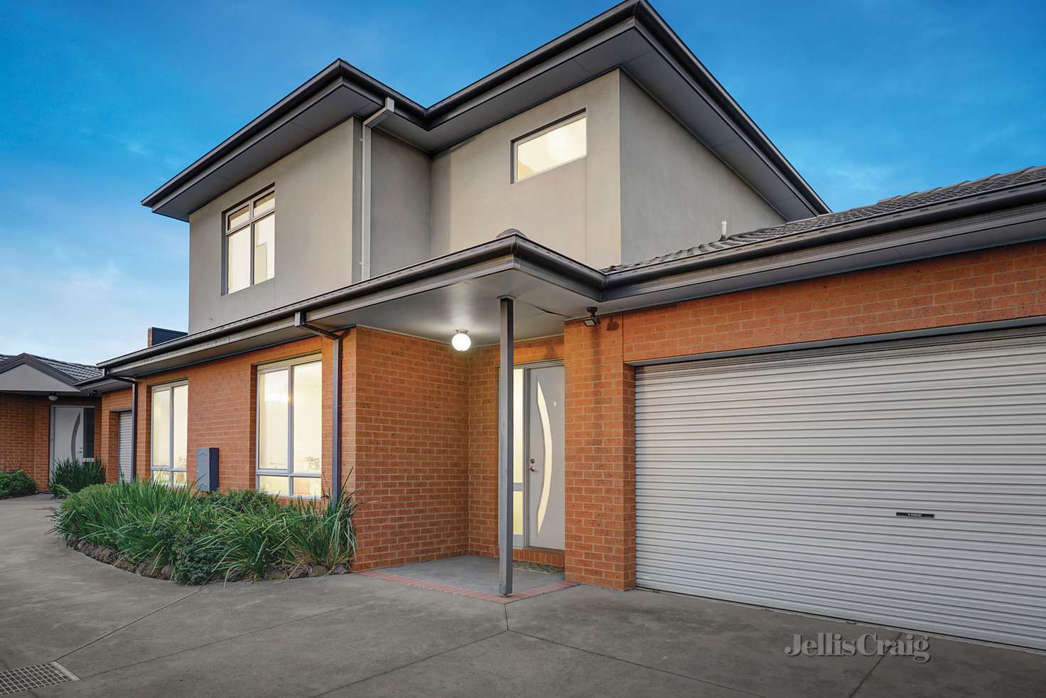 Main view of Homely townhouse listing, 2/42 Moonya Road, Carnegie VIC 3163
