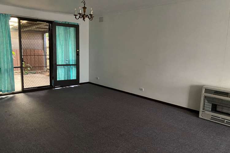 Second view of Homely unit listing, 2/7 Oriel Road, Ivanhoe VIC 3079