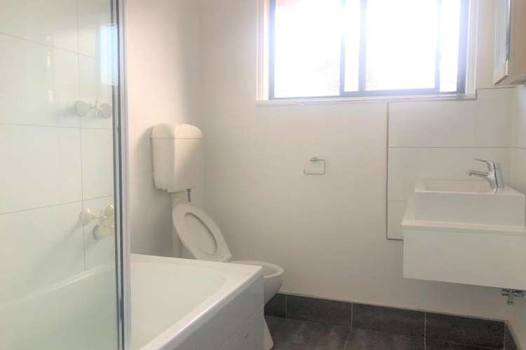 Fourth view of Homely apartment listing, 115B Arthur Street, Fairfield VIC 3078