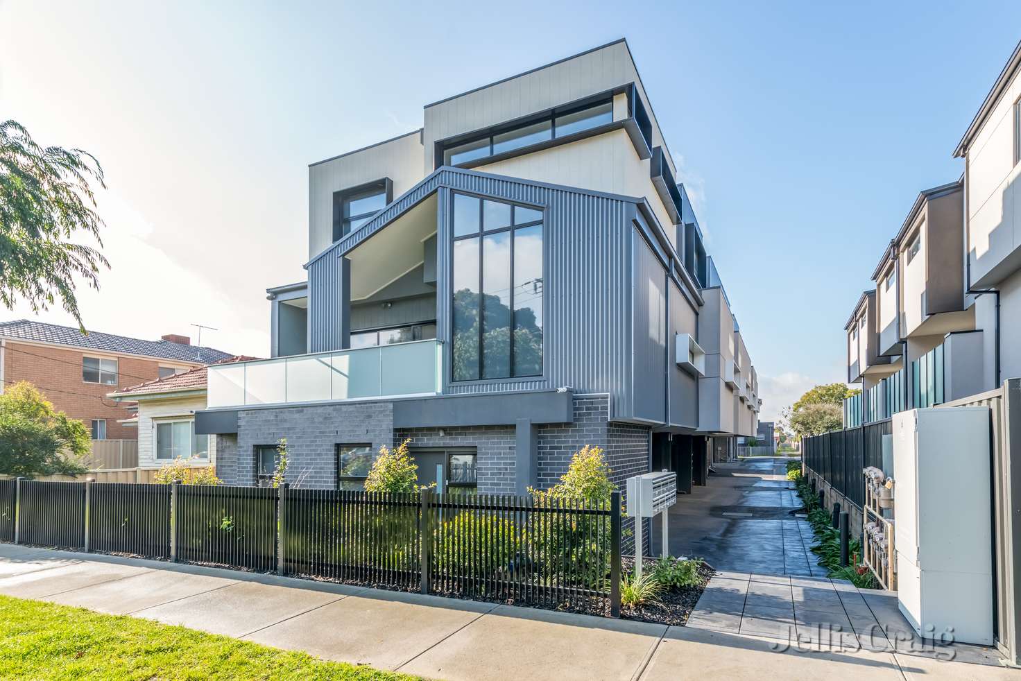 Main view of Homely townhouse listing, 4/6 York  Street, Pascoe Vale South VIC 3044
