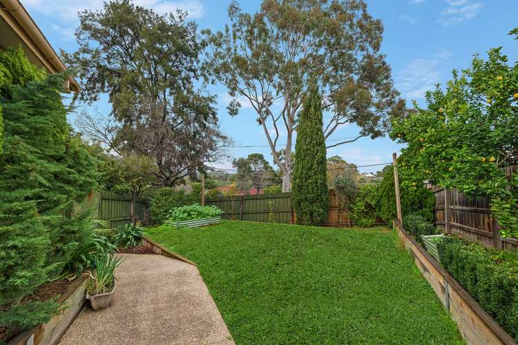 Fourth view of Homely house listing, 27 Allima Avenue, Yallambie VIC 3085