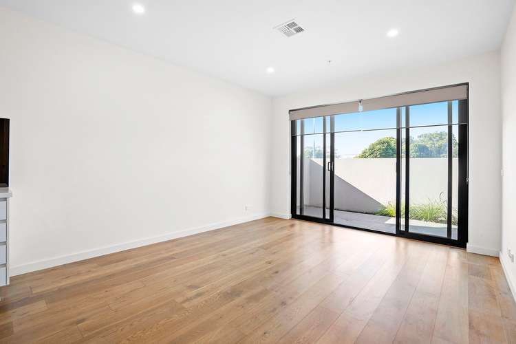 Second view of Homely apartment listing, 10/7 Cowra Street, Brighton VIC 3186