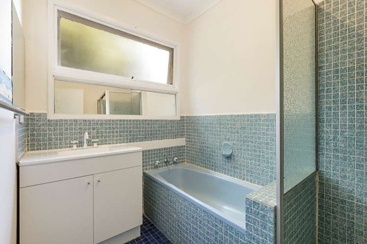 Fifth view of Homely unit listing, 2A McGhee Avenue, Mitcham VIC 3132