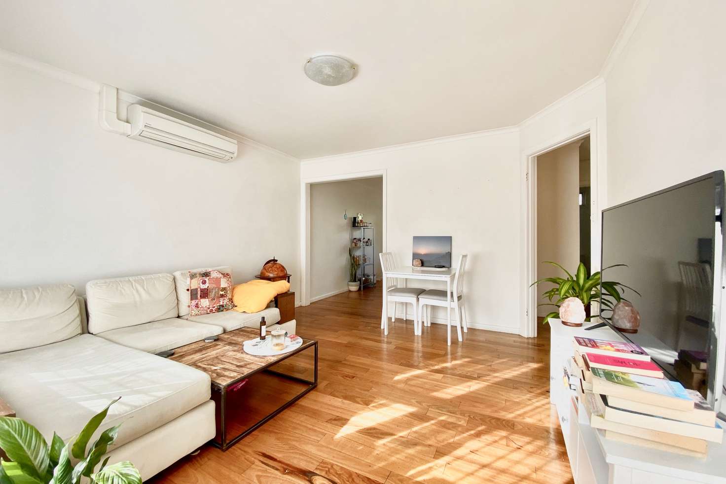 Main view of Homely unit listing, 2/41 Albenca Street, Mentone VIC 3194