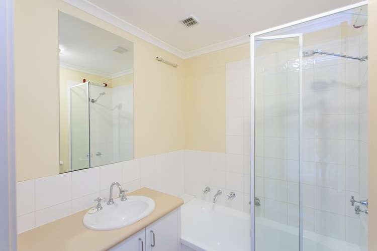 Fifth view of Homely apartment listing, 2/1 Mahers Road, Warrenheip VIC 3352