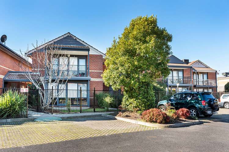 Main view of Homely townhouse listing, 18/35 Coate Avenue, Alphington VIC 3078