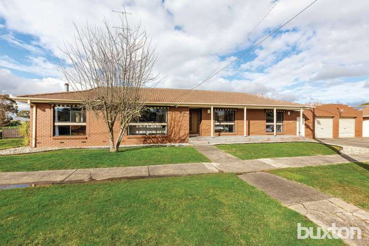 Second view of Homely house listing, 2 Tyar Court, Sebastopol VIC 3356