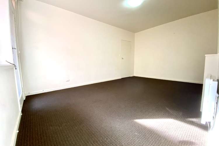 Fourth view of Homely apartment listing, 2/12 Cushing Avenue, Bentleigh VIC 3204