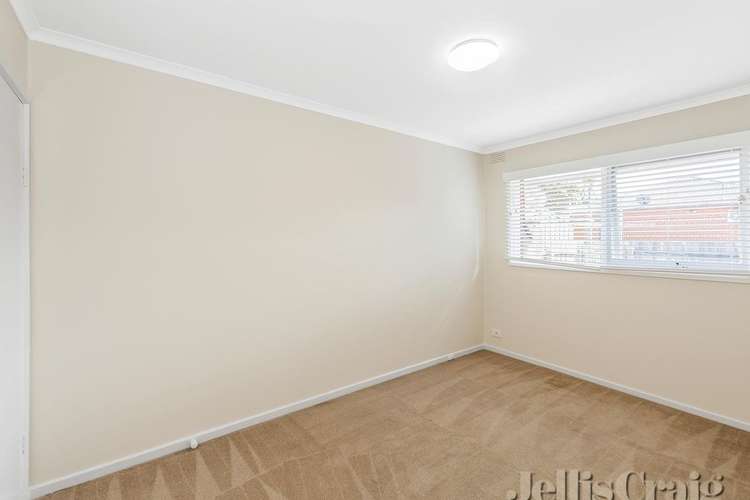 Fifth view of Homely unit listing, 2/17 Delacombe Court, Cheltenham VIC 3192