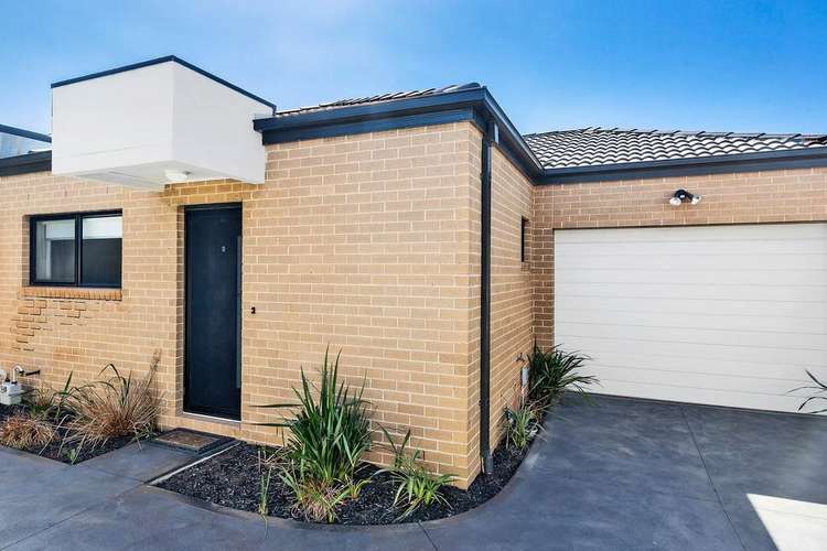 Main view of Homely unit listing, 2/7 Juliana Avenue, Wyndham Vale VIC 3024