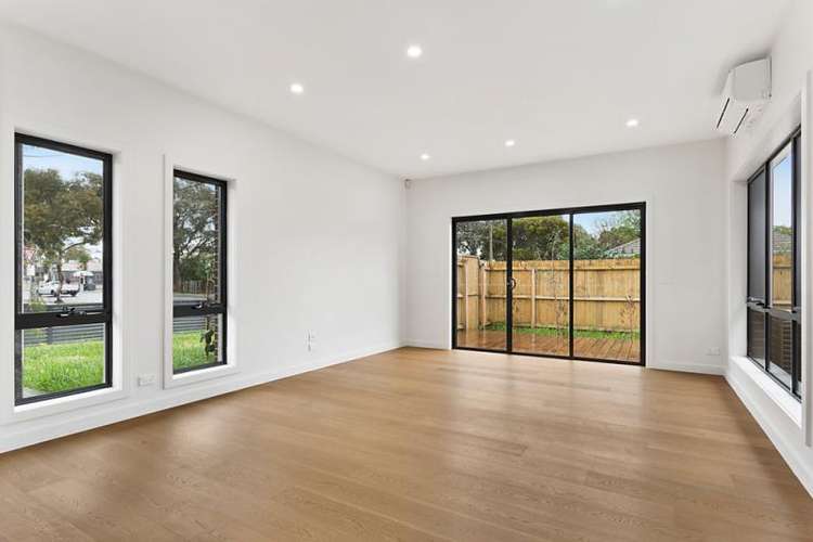 Fourth view of Homely townhouse listing, 30 Tobruk Avenue, Heidelberg West VIC 3081