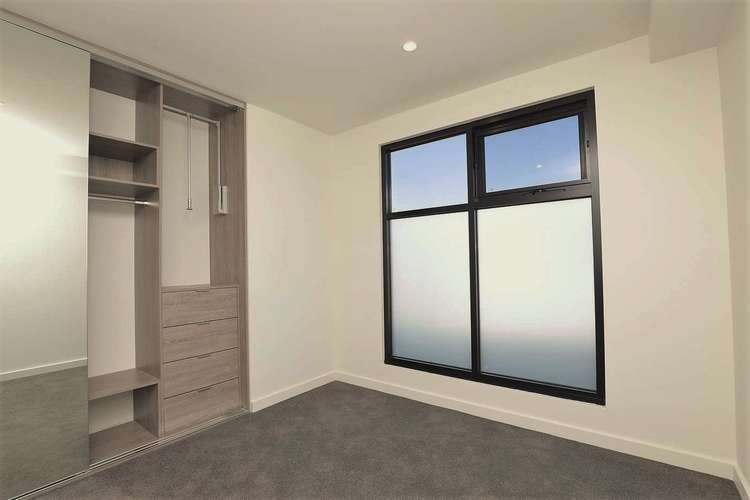 Fourth view of Homely apartment listing, 202/5 Claire Street, Mckinnon VIC 3204