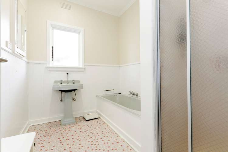 Fourth view of Homely house listing, 2 Kendall  Street, Nunawading VIC 3131