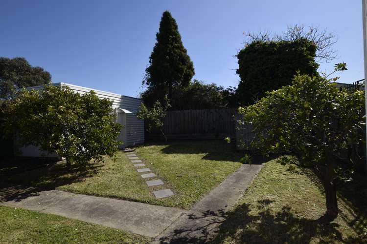 Fifth view of Homely house listing, 1 Kallista Court, Preston VIC 3072