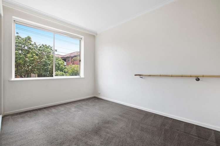 Third view of Homely apartment listing, 6/27 Robe Street, St Kilda VIC 3182