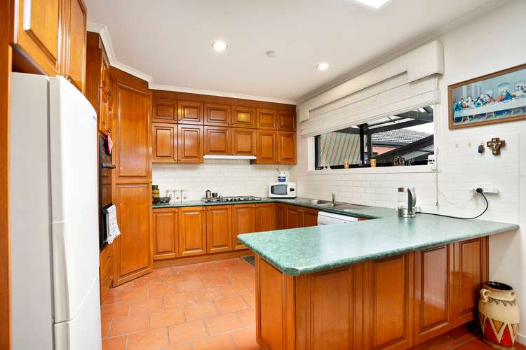 Fifth view of Homely house listing, 72 Pindari Avenue, Mill Park VIC 3082