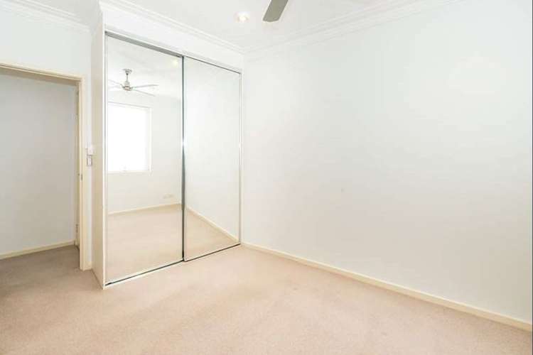 Fourth view of Homely apartment listing, 16/56 Beach Road, Hampton VIC 3188