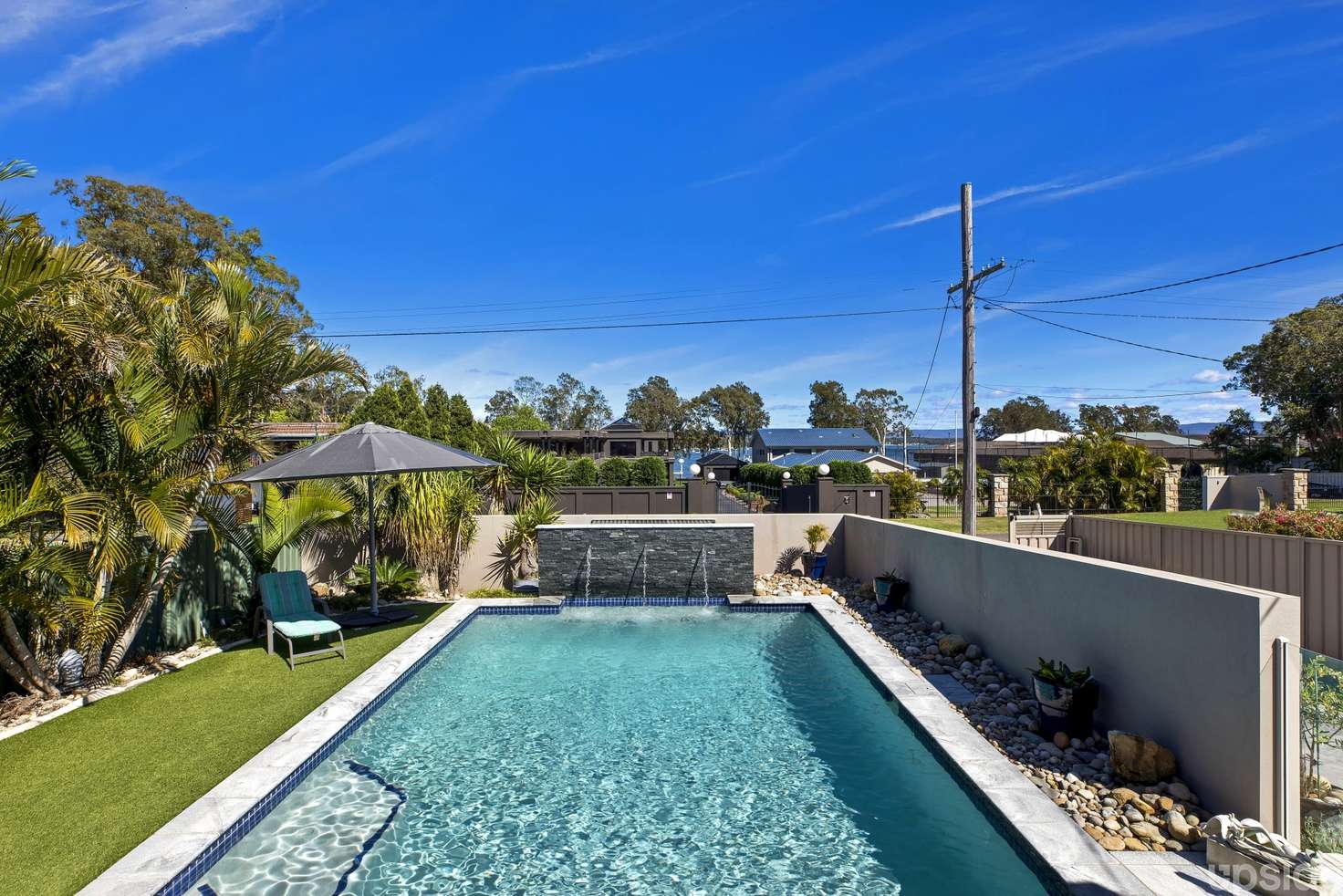 Main view of Homely house listing, 17 Gordon Avenue, Summerland Point NSW 2259