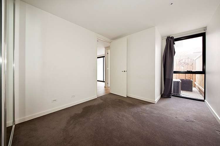 Fourth view of Homely apartment listing, 4/15-17 Manchester Grove, Glen Huntly VIC 3163