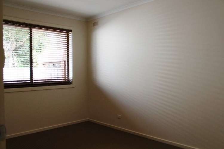 Fifth view of Homely villa listing, 2/7 Rona Street, Reservoir VIC 3073