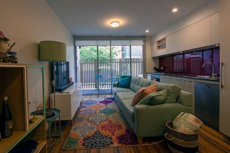 Second view of Homely apartment listing, 7b/168 Victoria Road, Northcote VIC 3070