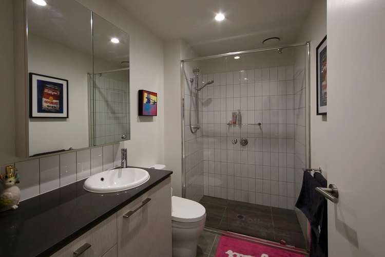 Fifth view of Homely apartment listing, 7b/168 Victoria Road, Northcote VIC 3070