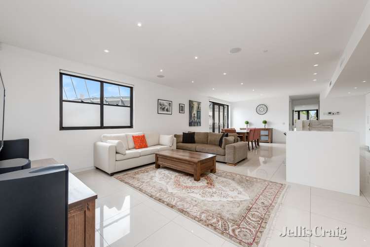 Third view of Homely apartment listing, 2/50 Jolimont  Street, East Melbourne VIC 3002