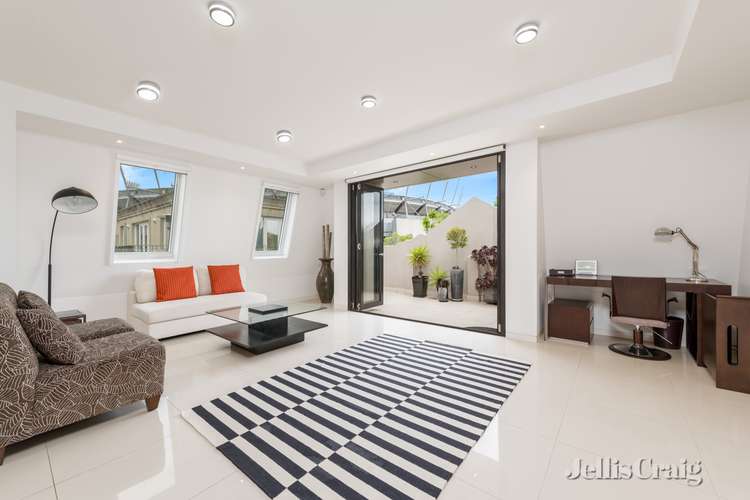 Fourth view of Homely apartment listing, 2/50 Jolimont  Street, East Melbourne VIC 3002