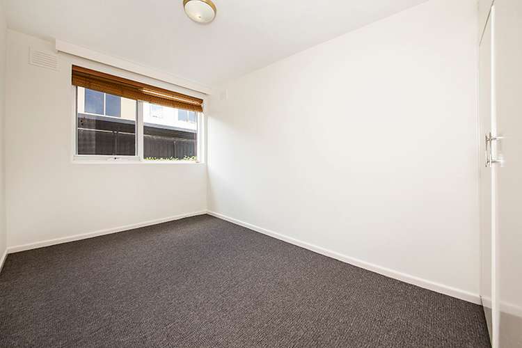 Fourth view of Homely apartment listing, 2/302 Grange Road, Ormond VIC 3204