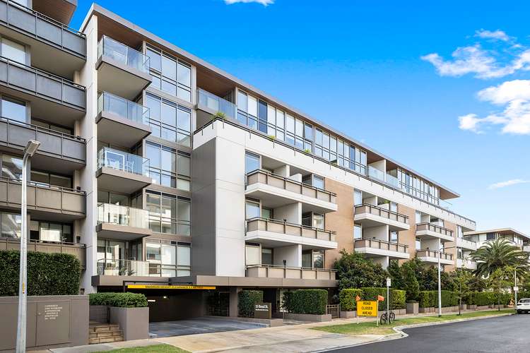 Main view of Homely apartment listing, 208/15 Bond  Street, Caulfield North VIC 3161