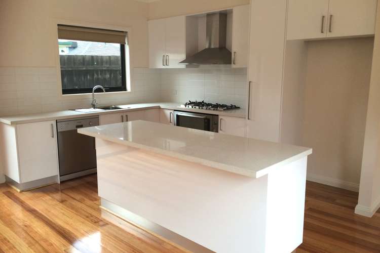 Fifth view of Homely unit listing, 2/215 Wood Street, Preston VIC 3072