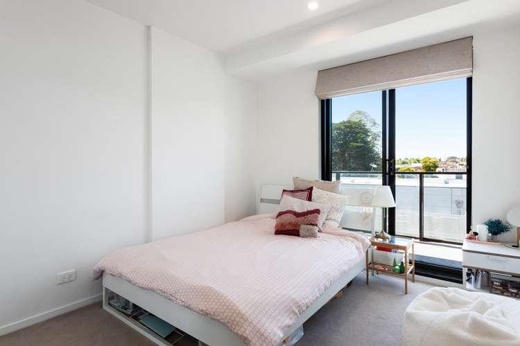 Fifth view of Homely apartment listing, 308/21 Queen Street, Blackburn VIC 3130