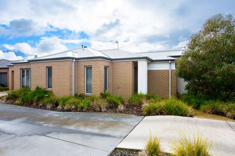 Main view of Homely townhouse listing, 21 Ranlea Place, Sebastopol VIC 3356