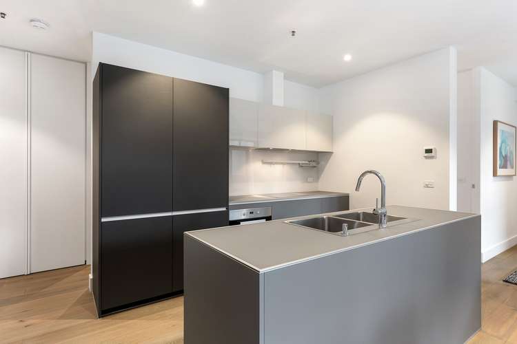 Third view of Homely apartment listing, 609/14 Queens Road, Melbourne VIC 3004