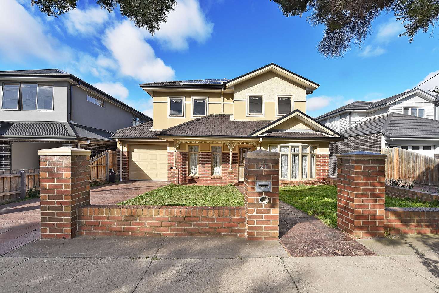Main view of Homely townhouse listing, 21 Vaynor  Street, Niddrie VIC 3042