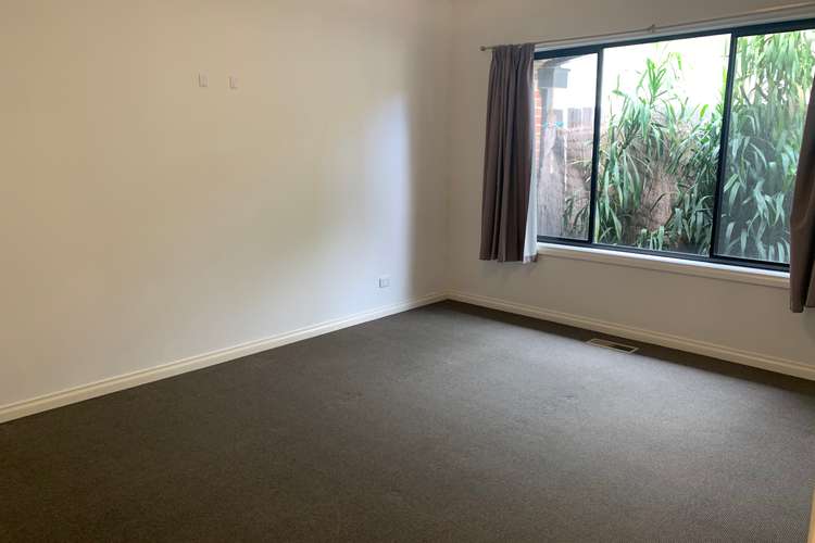 Fifth view of Homely unit listing, 121A Tunstall Road, Donvale VIC 3111
