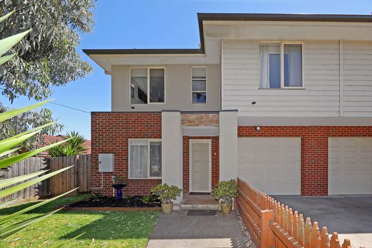 Main view of Homely townhouse listing, 1/4 Hillview Avenue, Rowville VIC 3178