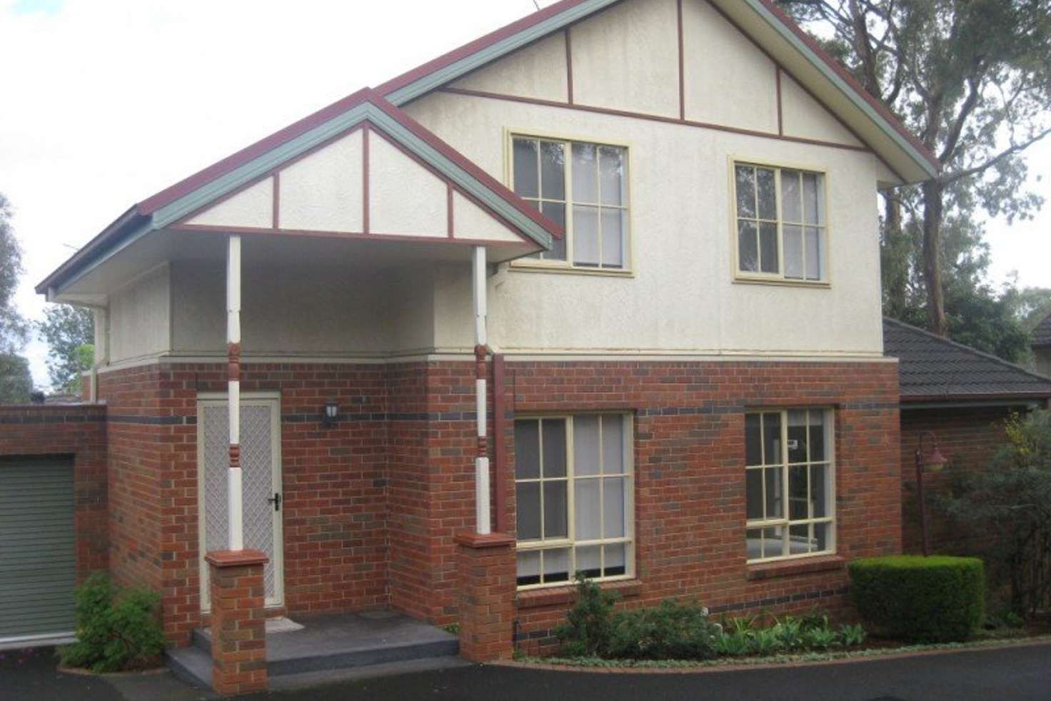 Main view of Homely townhouse listing, 2/15 River Street, Briar Hill VIC 3088