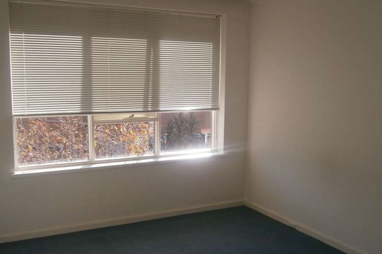 Main view of Homely unit listing, 8/16 Royal Avenue, Glen Huntly VIC 3163