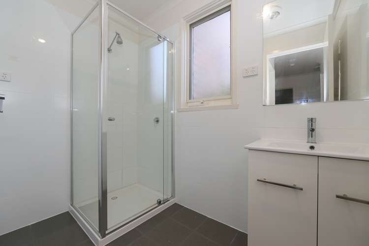 Fifth view of Homely unit listing, 2/25 Doonkuna Avenue, Camberwell VIC 3124