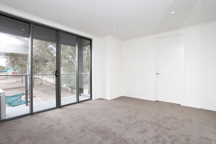 Fourth view of Homely townhouse listing, 35 Bailey Crescent, Oak Park VIC 3046