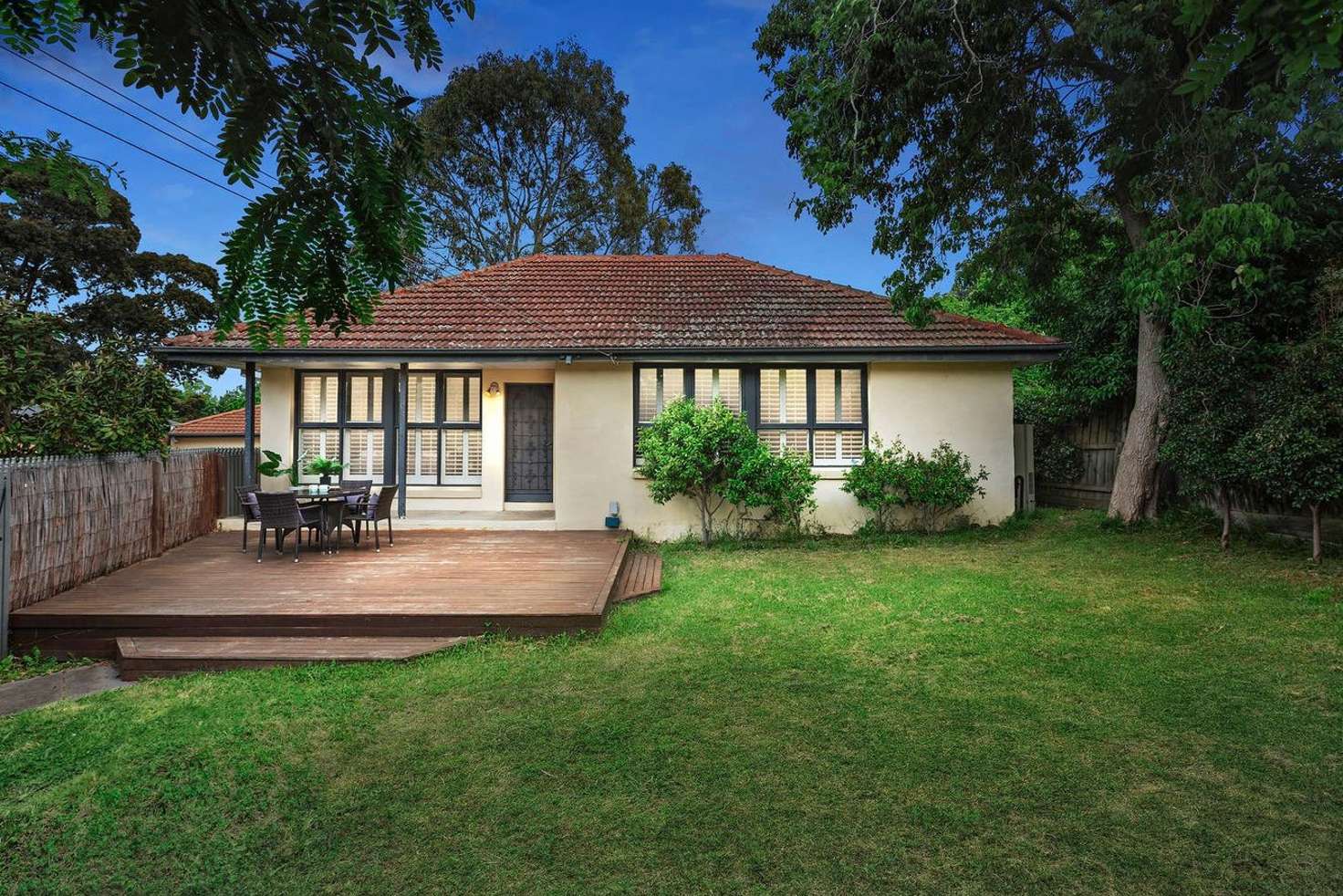 Main view of Homely unit listing, 1/5 Hocking Court, Mount Waverley VIC 3149