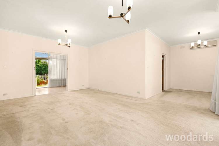 Third view of Homely house listing, 10 Myrtle Street, Bentleigh VIC 3204