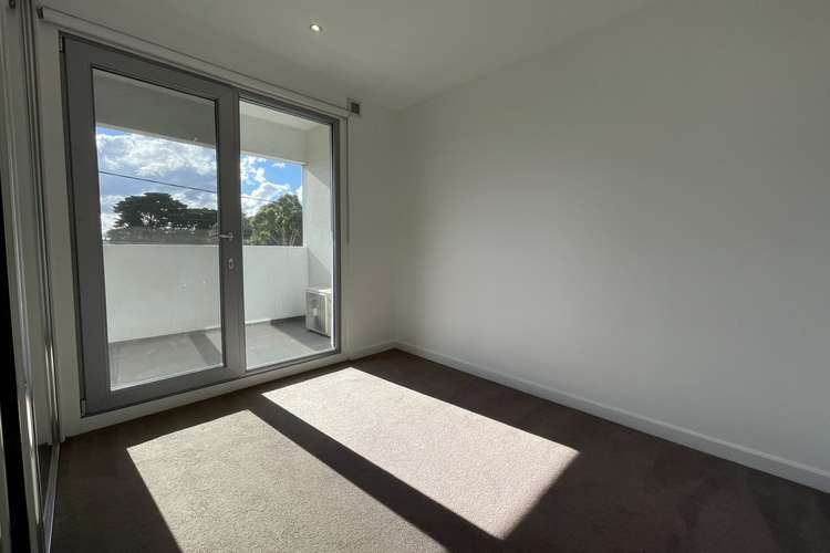 Fifth view of Homely apartment listing, 31/777 Bell Street, Preston VIC 3072