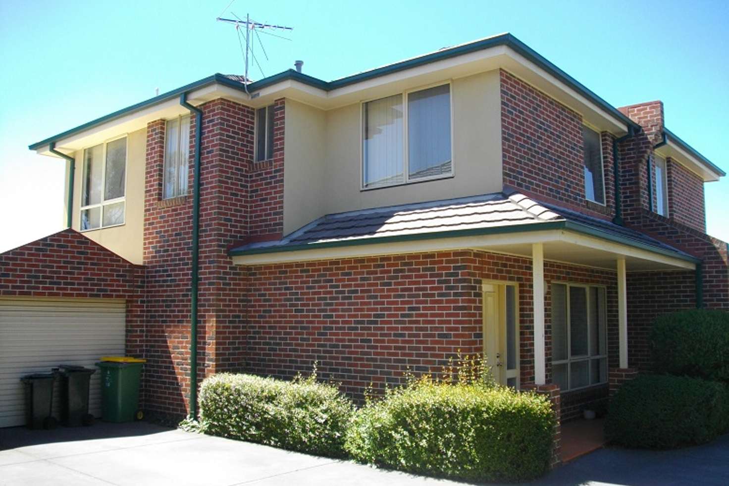 Main view of Homely townhouse listing, 4/10 Willoughby Street, Reservoir VIC 3073