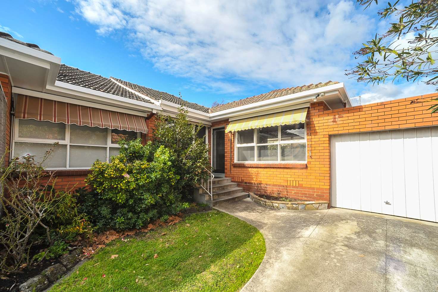 Main view of Homely unit listing, 4/12 Allambee Avenue, Camberwell VIC 3124